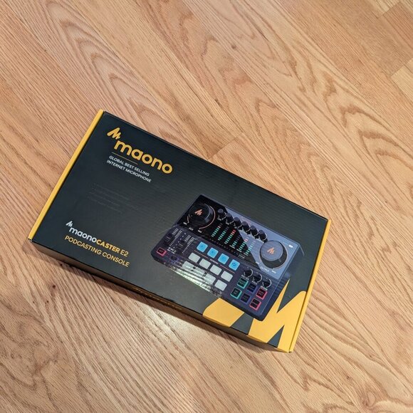 MAONO Audio Interface MaonoCaster 10-Channel Podcast Mixer AME2 Model NEW - Picture 2 of 15